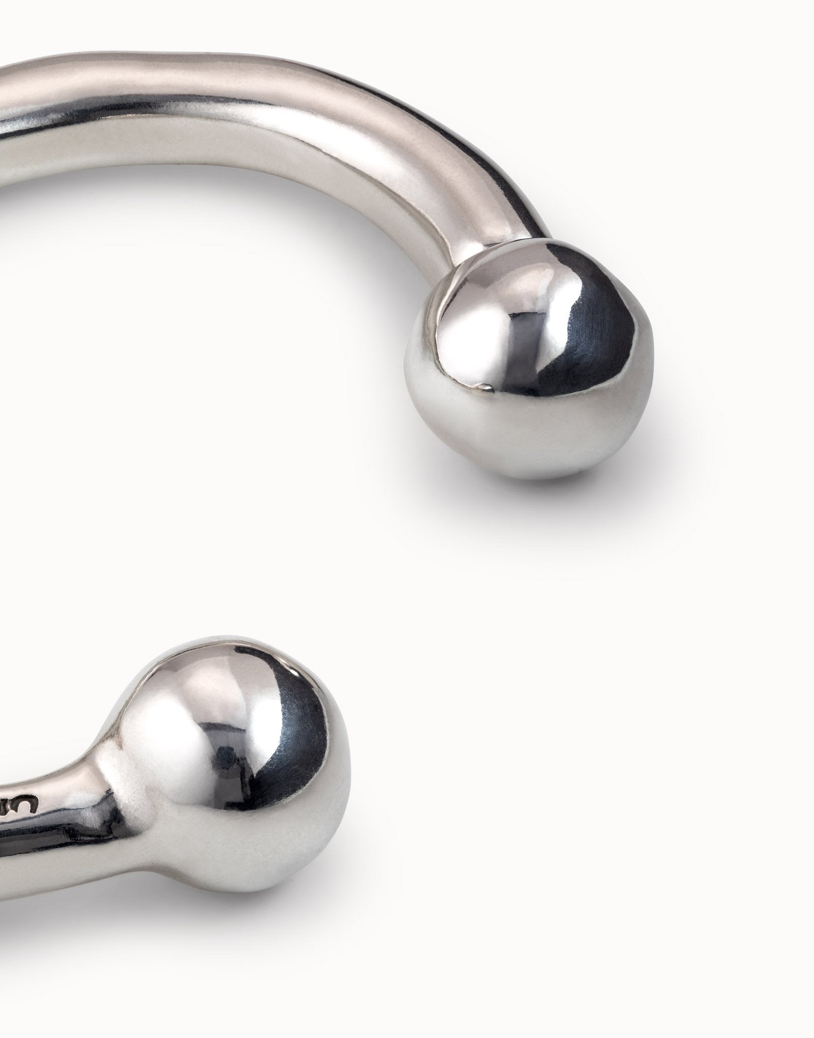 Uno de 50 Silver Bangle Bracelet with Double Ball PUL0467