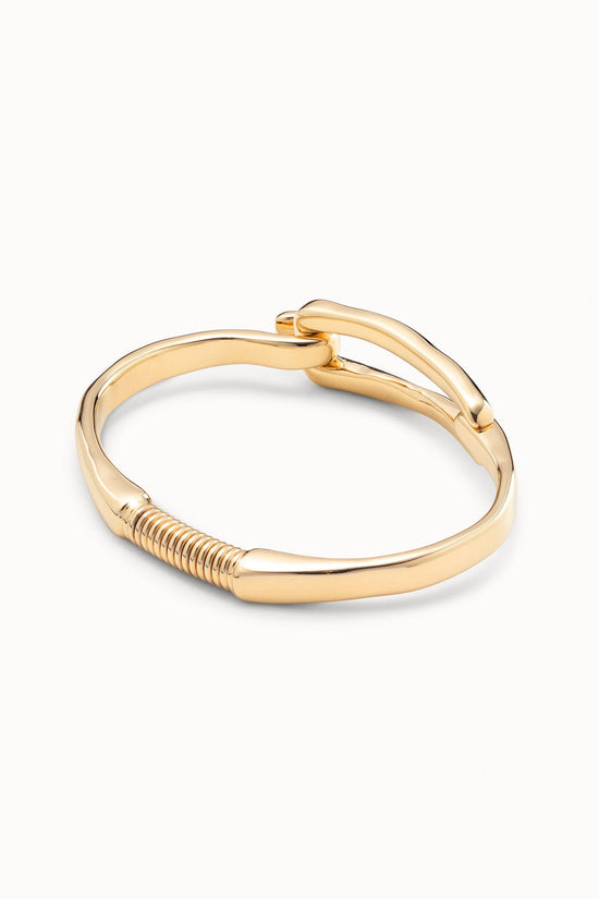 Uno de 50 Gold Bangle Bracelet with Buckle PUL1721