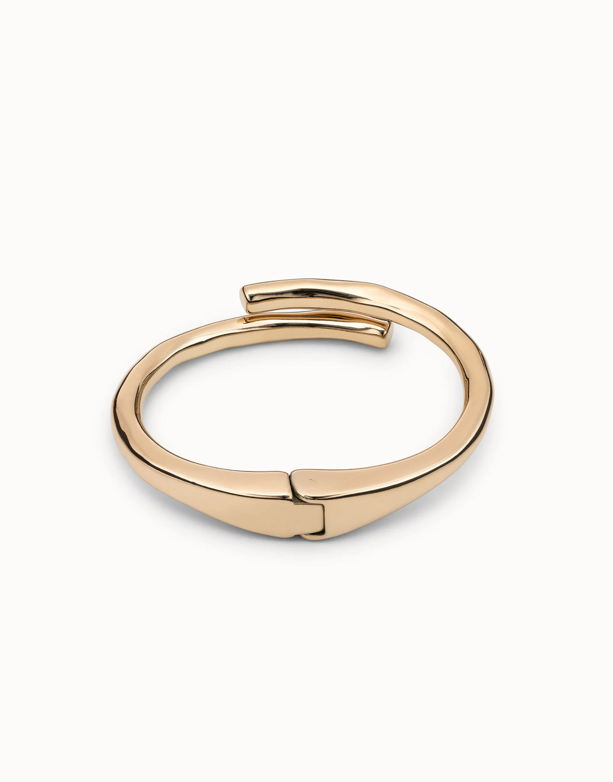 Uno de 50 Gold Tubular Shaped Bangle Bracelet