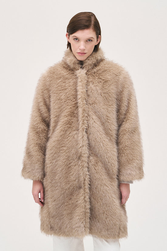 Rosso 35 faux fur coat S7150a