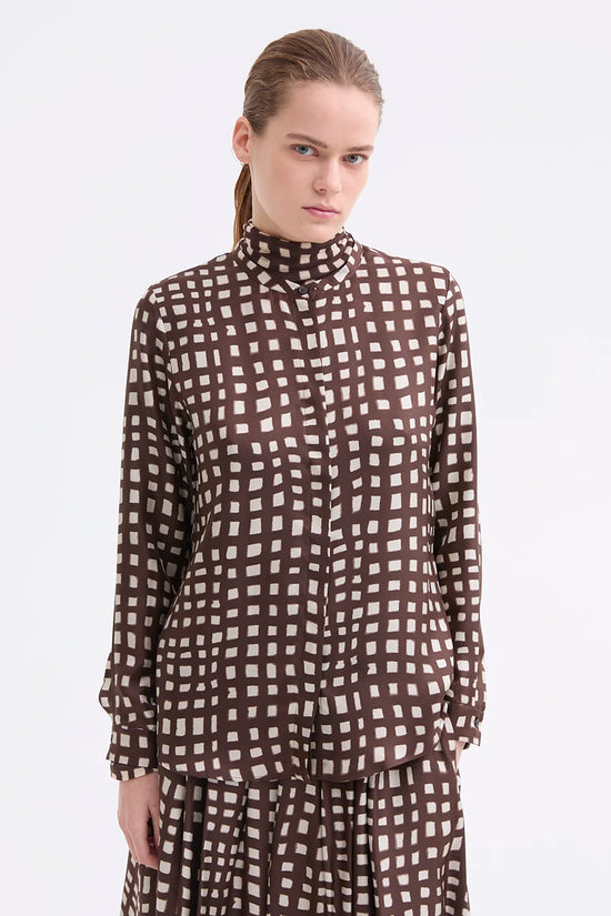 Rosso 35 Brown Long-Sleeve Silk Shirt with a Mandarin Collar