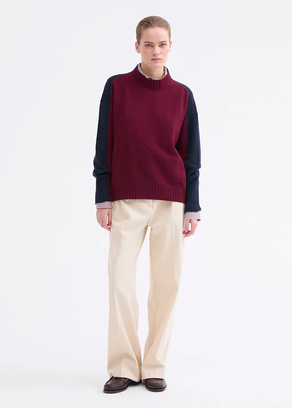 Rosso 35 Burgundy Two-Tone Sweater in Wool-Cashmere Blend