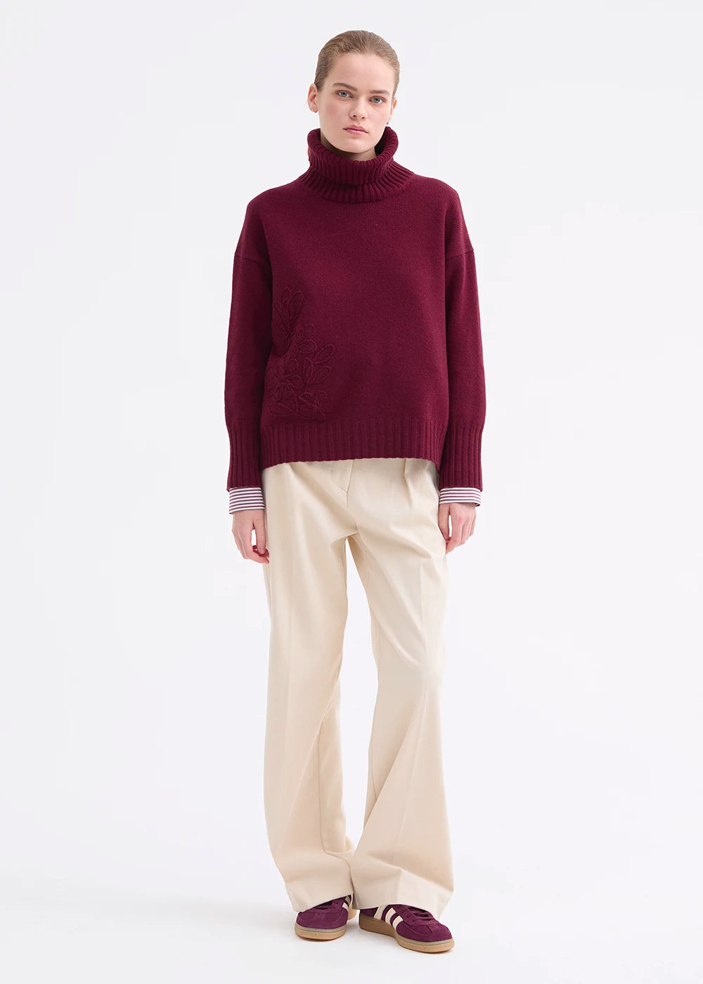 Rosso 35 Burgundy Embroidered High-Neck Sweater in Wool-Cashmere Blend