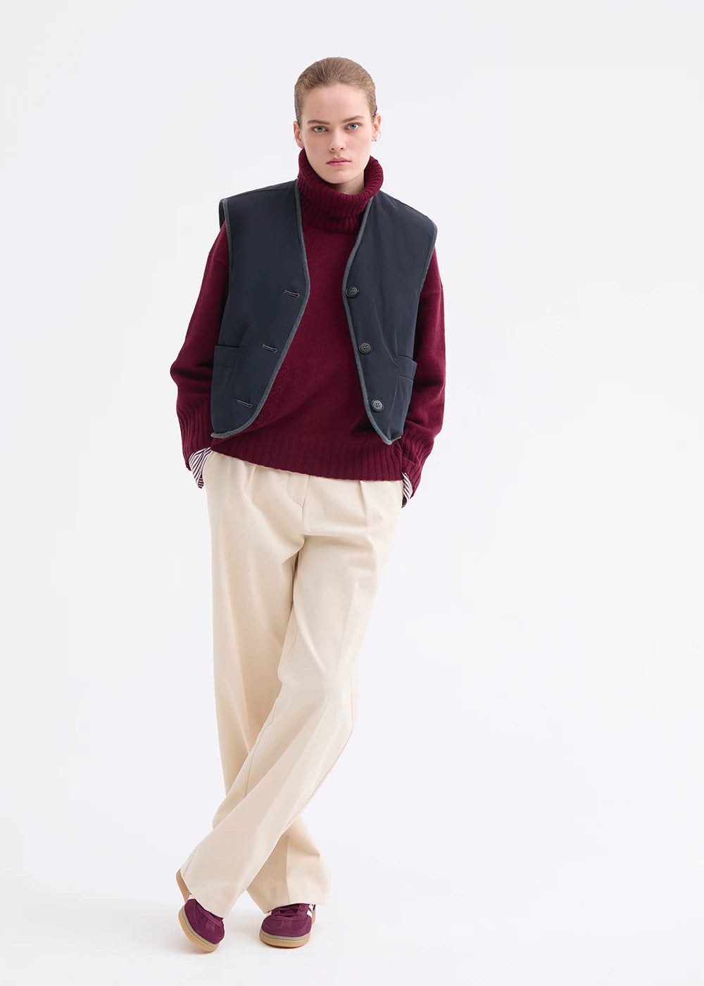 Rosso 35 Burgundy Embroidered High-Neck Sweater in Wool-Cashmere Blend