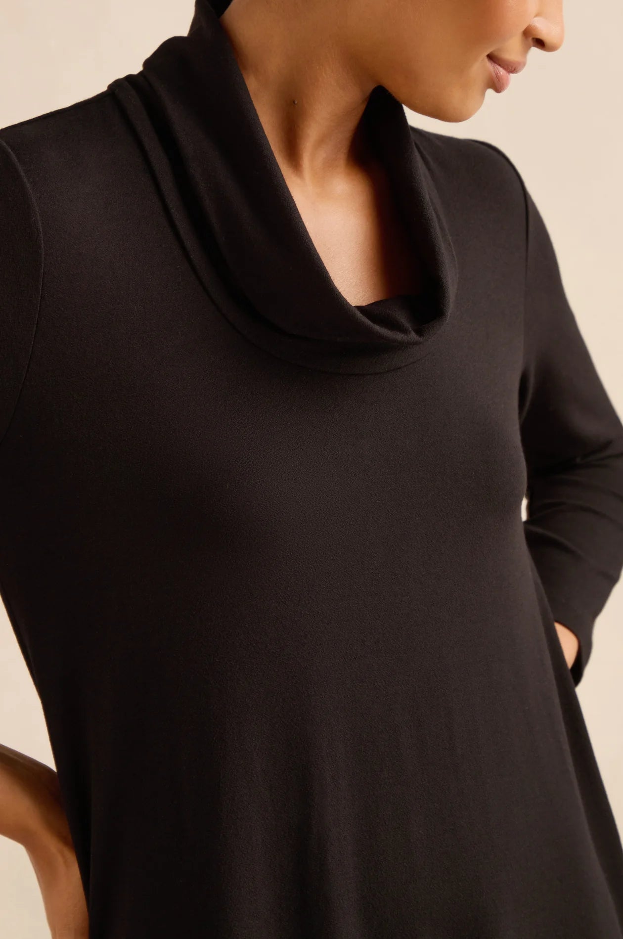 Sahara Black Fluid Crepe Bubble Dress