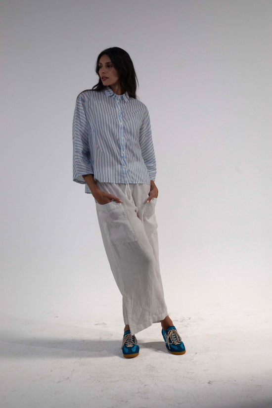 Elemente Clemente Tege Blue Wavy Stripe Cotton 3/4 Sleeve Shirt with Classic Collar 
