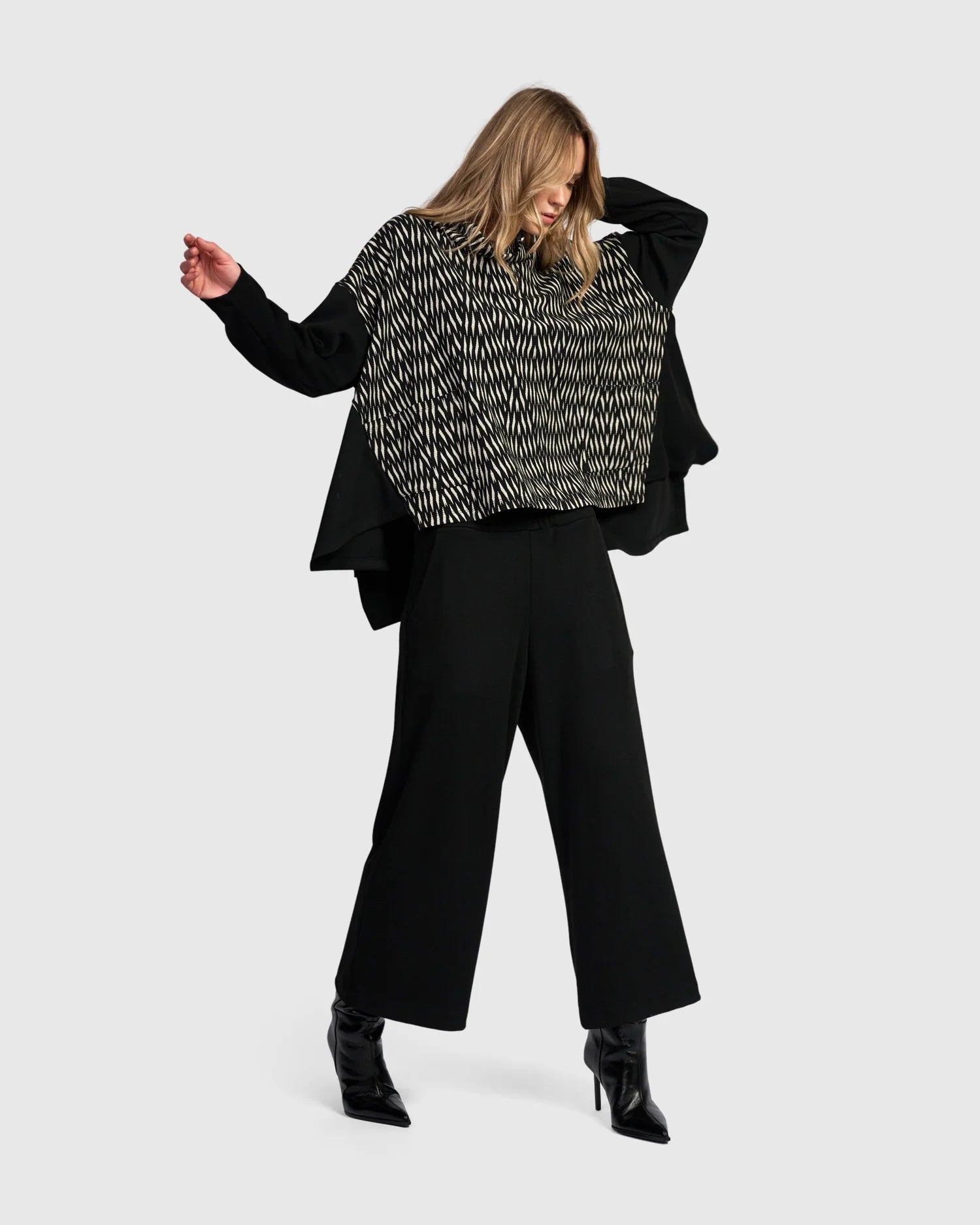 Alembika Black Smoothing Straight Trousers