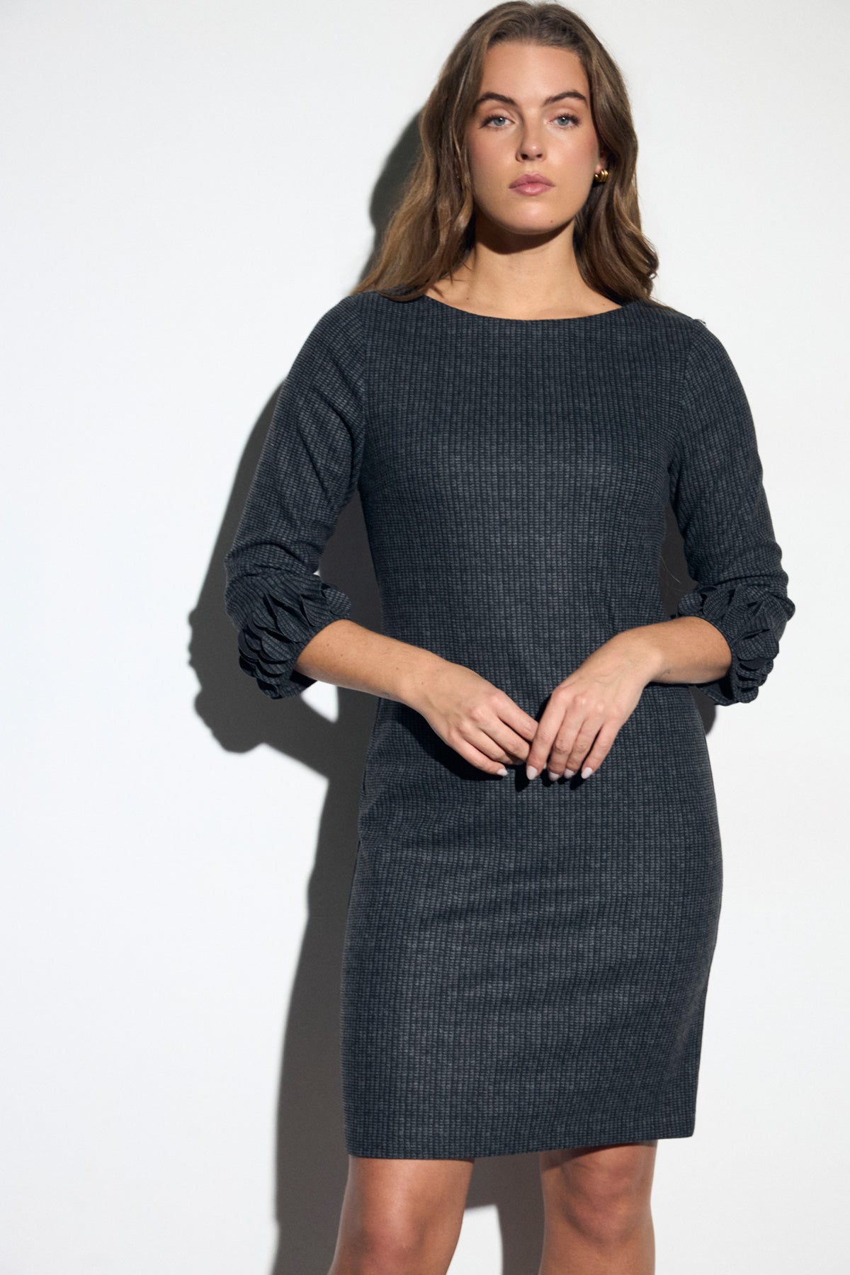 Tinta & Bariloche Dark Grey Midi Dress with Stretch 3/4 Sleeve Round Neck