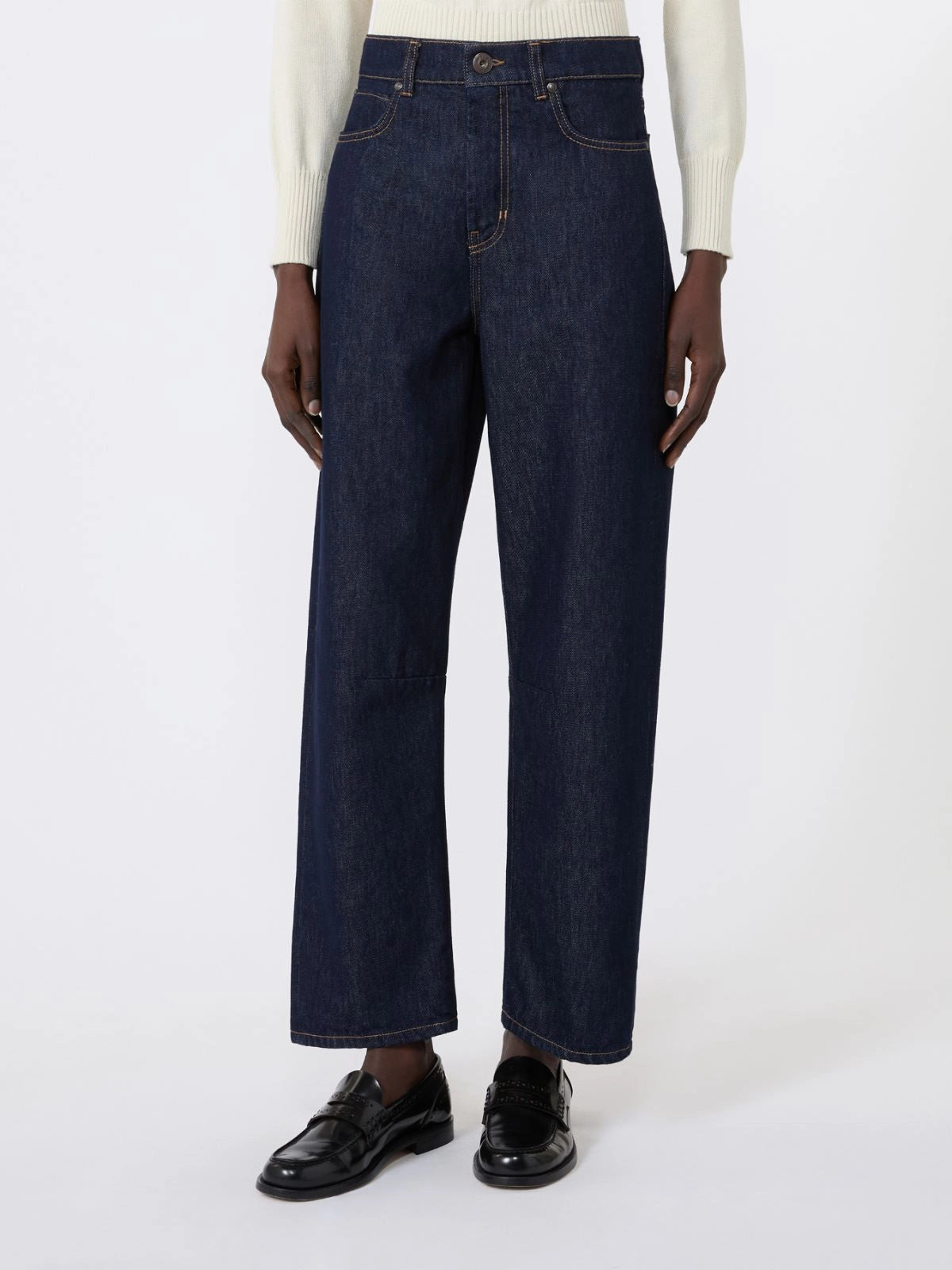 Max Mara Weekend Dark Denim Barrel Leg Denim Jeans WKDCADUCA