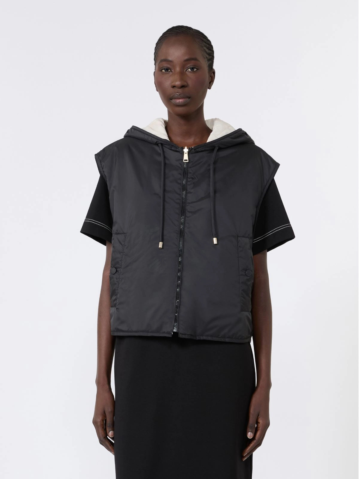 Max Mara Weekend Black Reversible Water-Repellent Canvas Padded Gilet WKDACCENNI