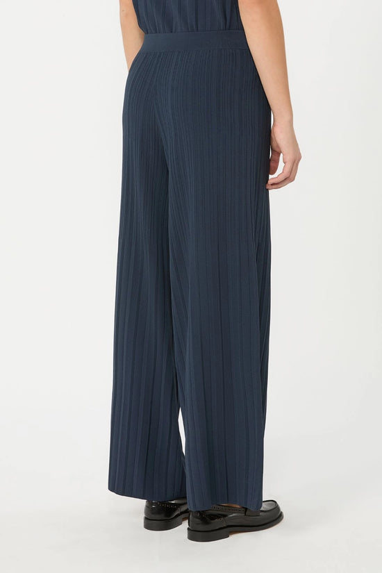 Max Mara Navy Plissé-Pleated Viscose Yarn Trousers
