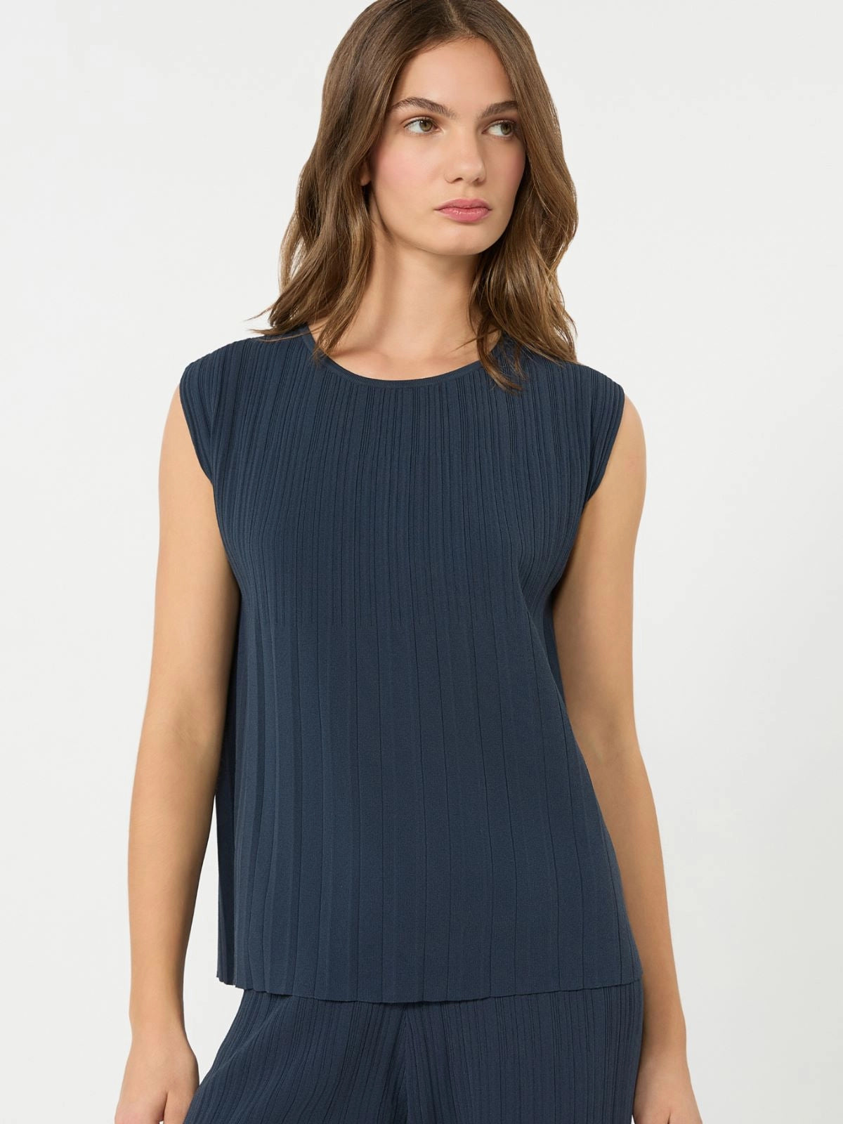 Max Mara Weekend Navy Plissé-Pleated Viscose Yarn Sweater