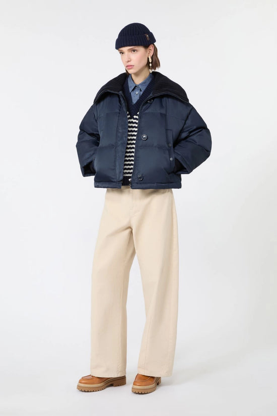 Max Mara Weekend Navy Loose Sweater in Wool Yarn
