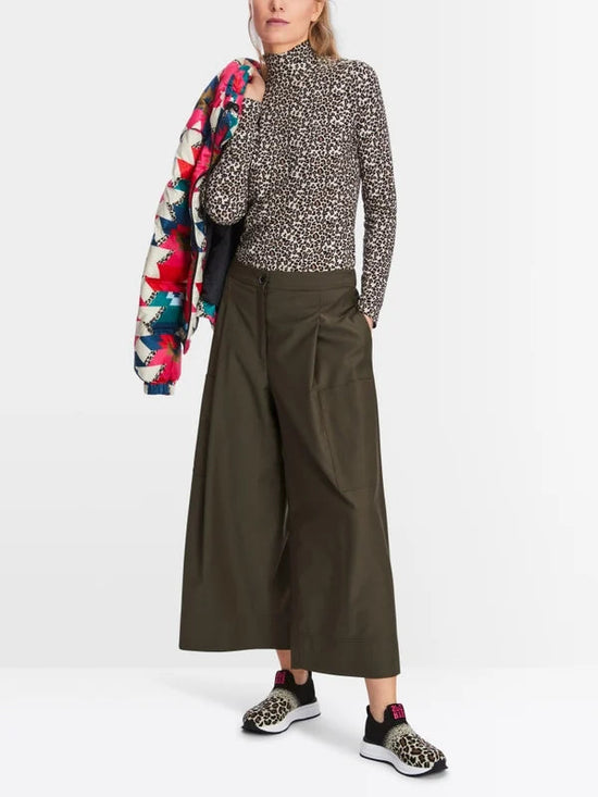 Marc Cain olive cargo culottes XS81.60 W11