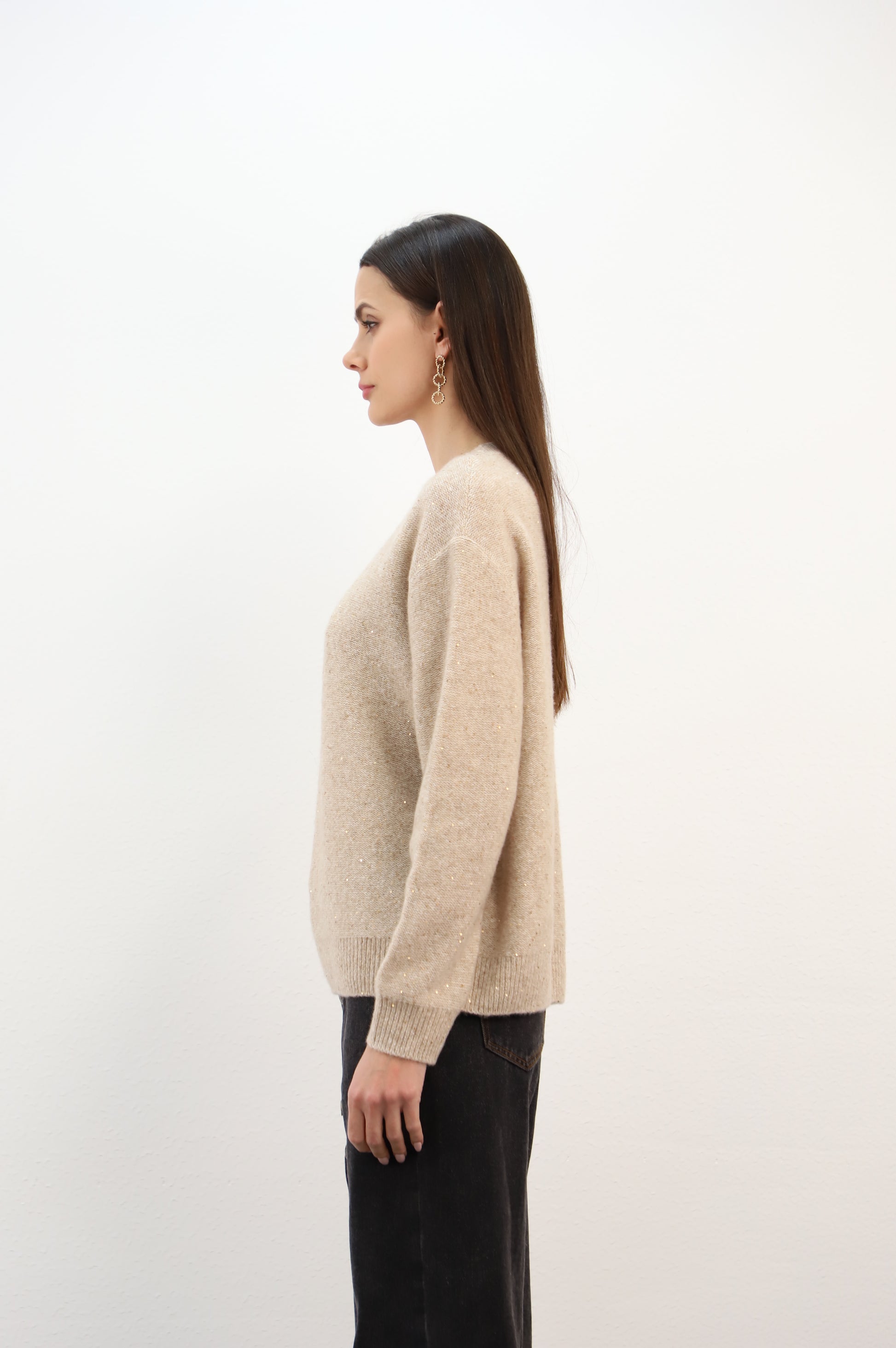 Estheme Cashmere Oat Cashmere Crew Neck Sweater – Sequin Detail 