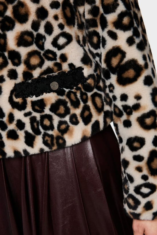 Marc Cain short leopard print jacket Zc12.04 w41