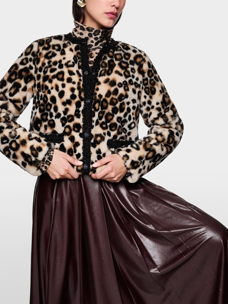 Marc Cain short leopard print jacket Zc12.04 w41