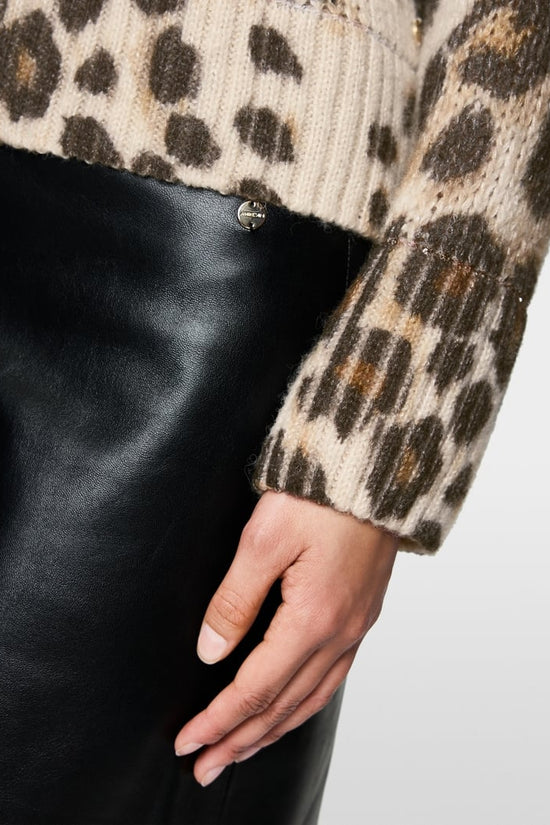 Marc Cain leopard print sweater Zc41.18 m33