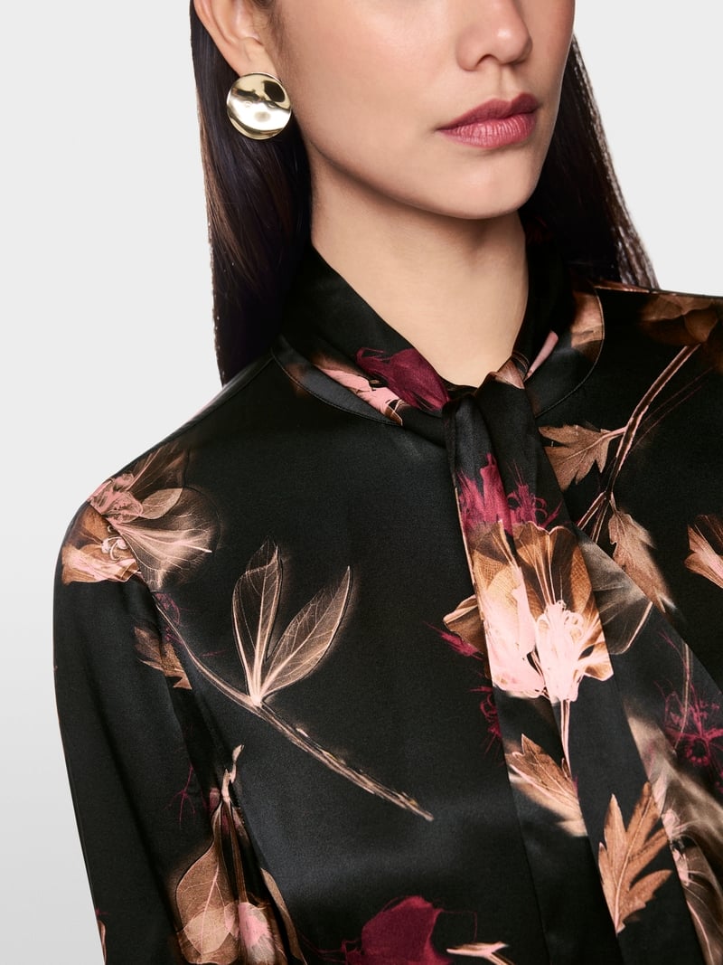 Marc Cain floral print blouses Zc51.11 w28