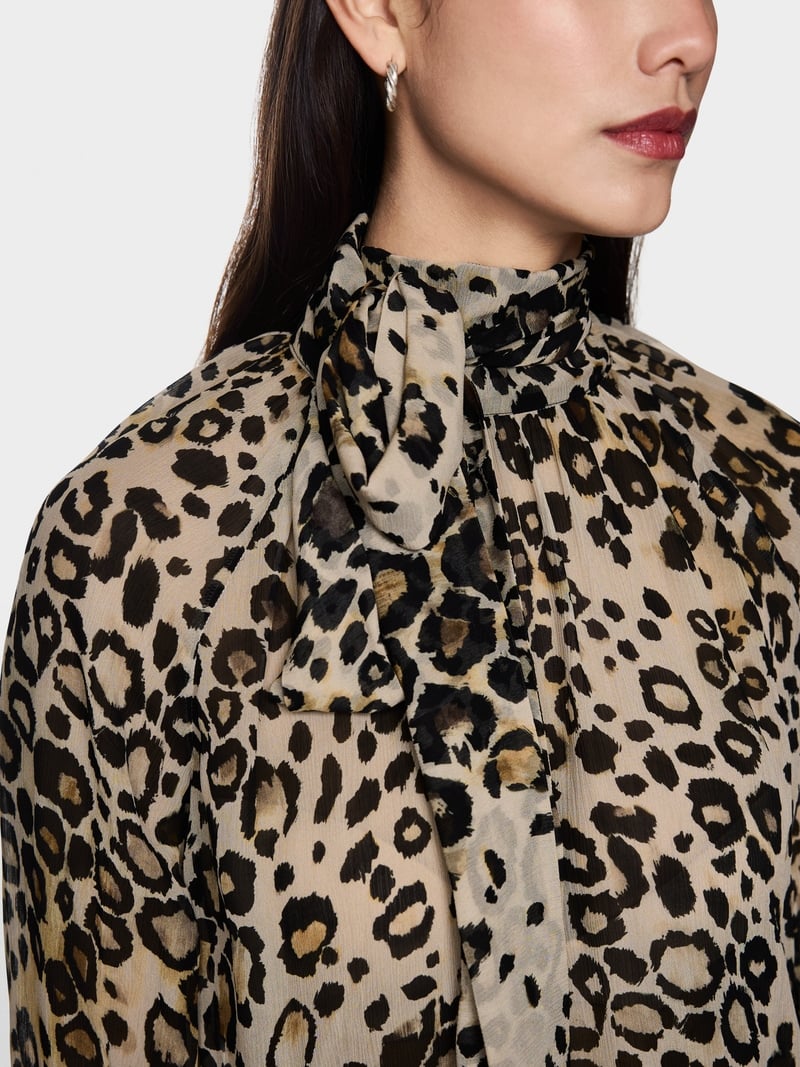 Marc Cain bow blouse Zc51.13 w27