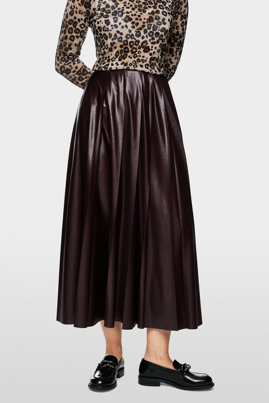 Marc Cain faux leather pleated skirt Zc71.13 w50