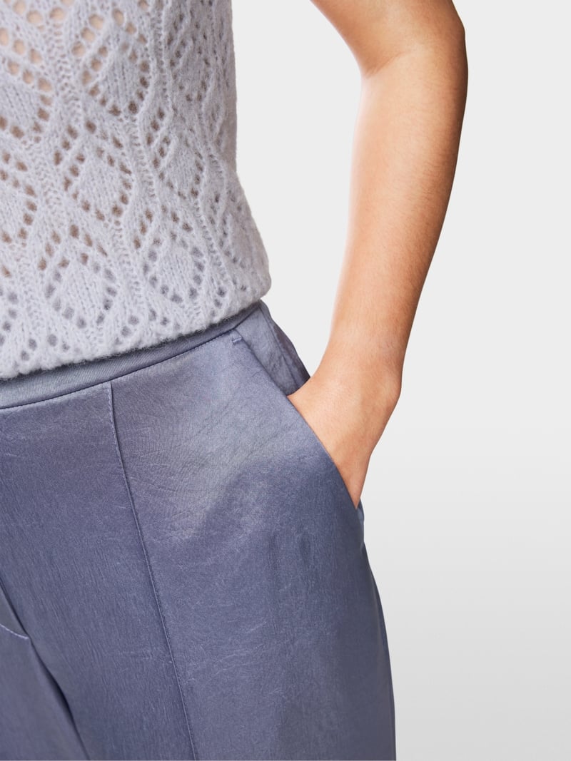Marc Cain violet hammered satin trousers ZC81.12 W46