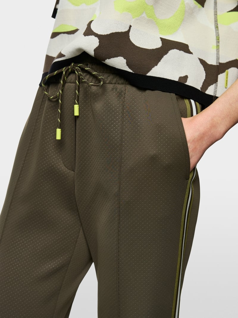 Marc Cain Sport Washington Jogging Trousers ZS81.26 J18-OLIVE