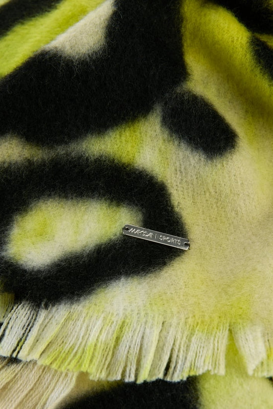 Marc Cain Sport Wool Scarf With Leopard Print ZSB4.16 z08-LEMON