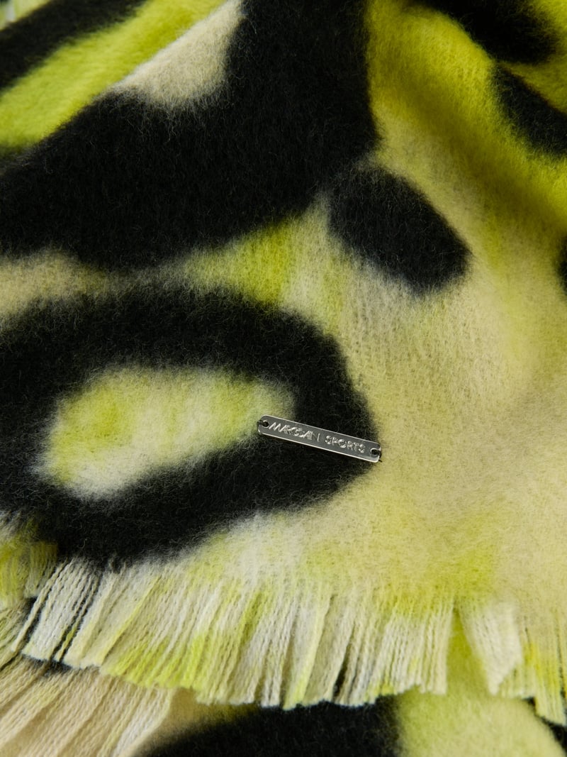 Marc Cain Sport Wool Scarf With Leopard Print ZSB4.16 z08-LEMON
