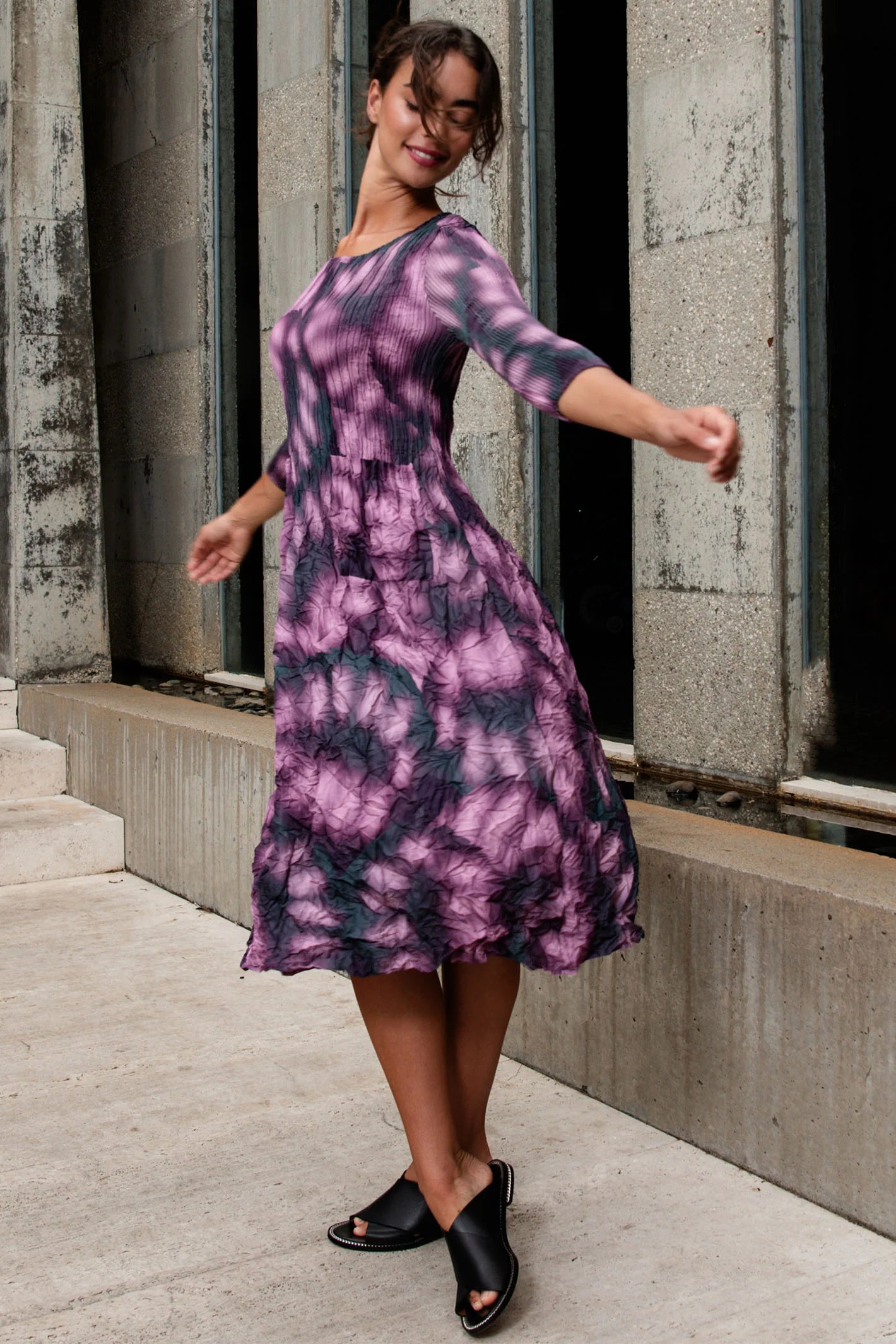 Alquema purple 3/4 sleeve smash pocket dress