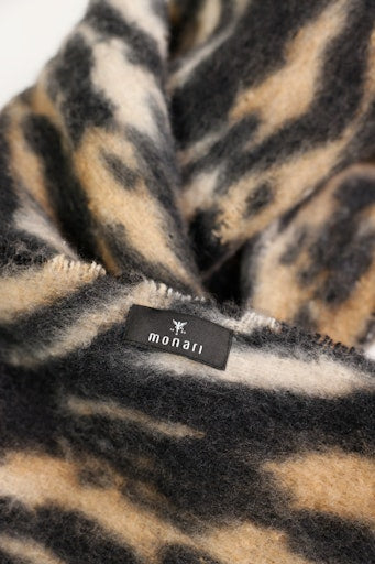 Monari Fluffy Tiger Print Scarf with Fringed Edging 809672