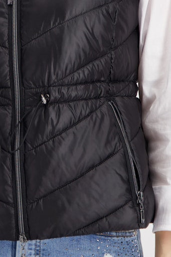 Monari black quilted gilet 809164