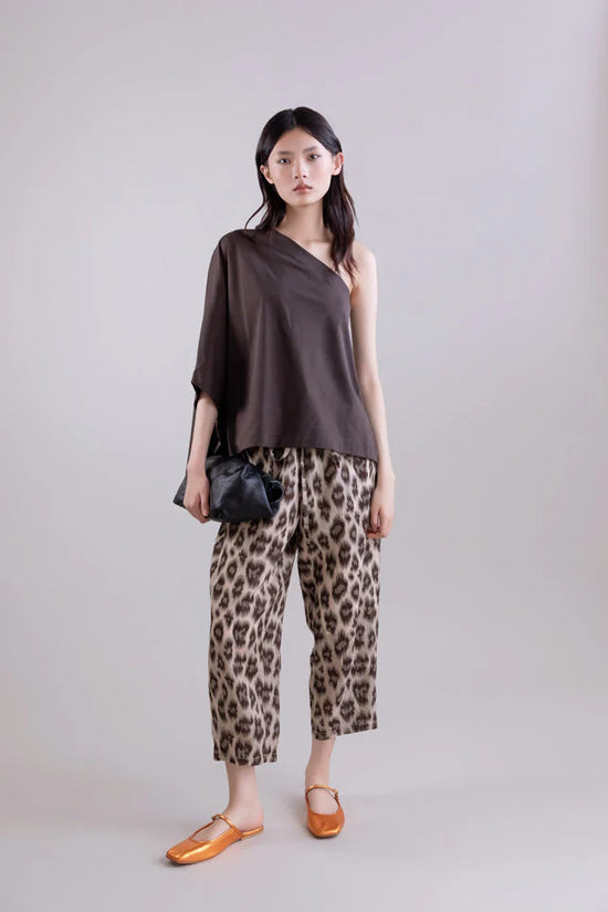 Psophia Animal Print Savanna Shadow Slouchy Pants with Pleats